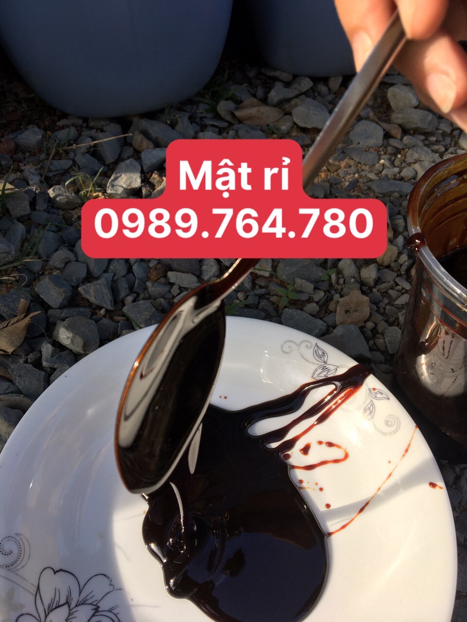 Mật rỉ đường ủ chua cỏ